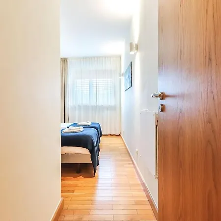 Portucale ! Expo Deluxe With Terrace Apartment Lisbon