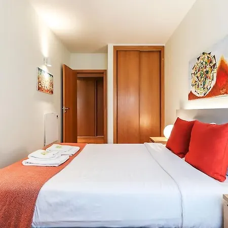 Lägenhet Portucale ! Expo Deluxe With Terrace *