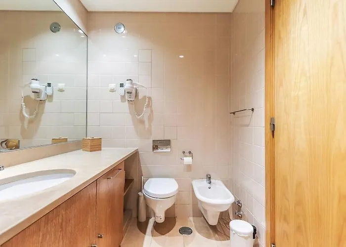 Portucale ! Expo Deluxe With Terrace Lissabon